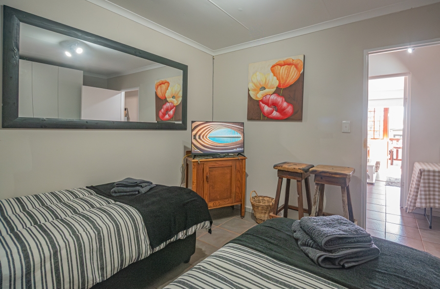 4 Bedroom Property for Sale in Fraaiuitsig Western Cape
